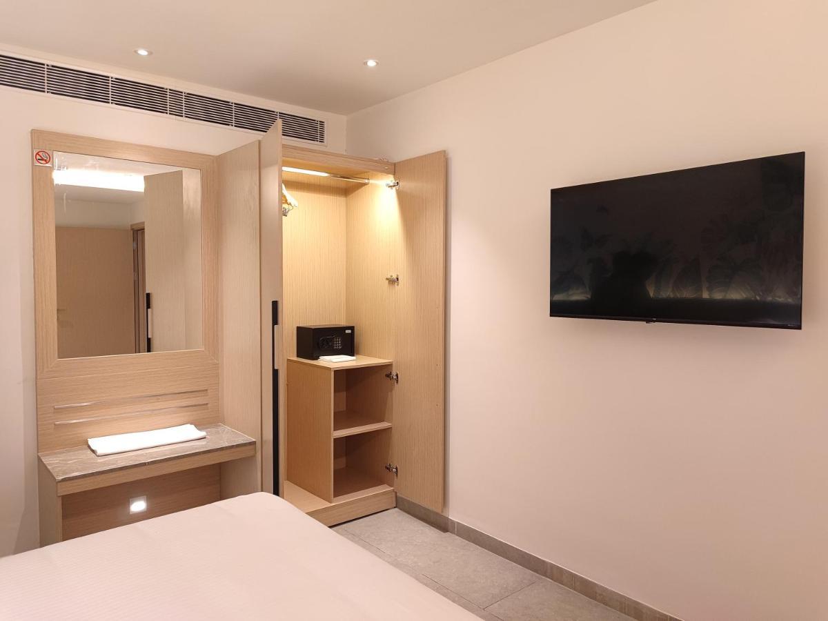 Signature Hotels Visakhapatnam Esterno foto